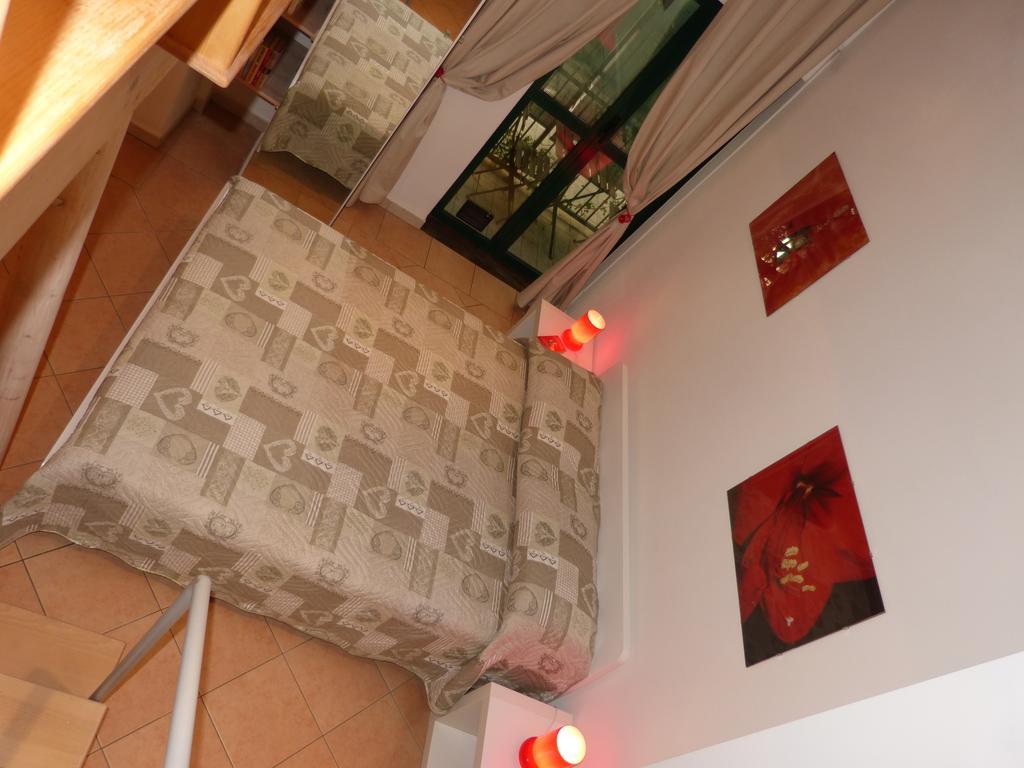 Residenza Piazza San Francesco Apartment Bologna Room photo